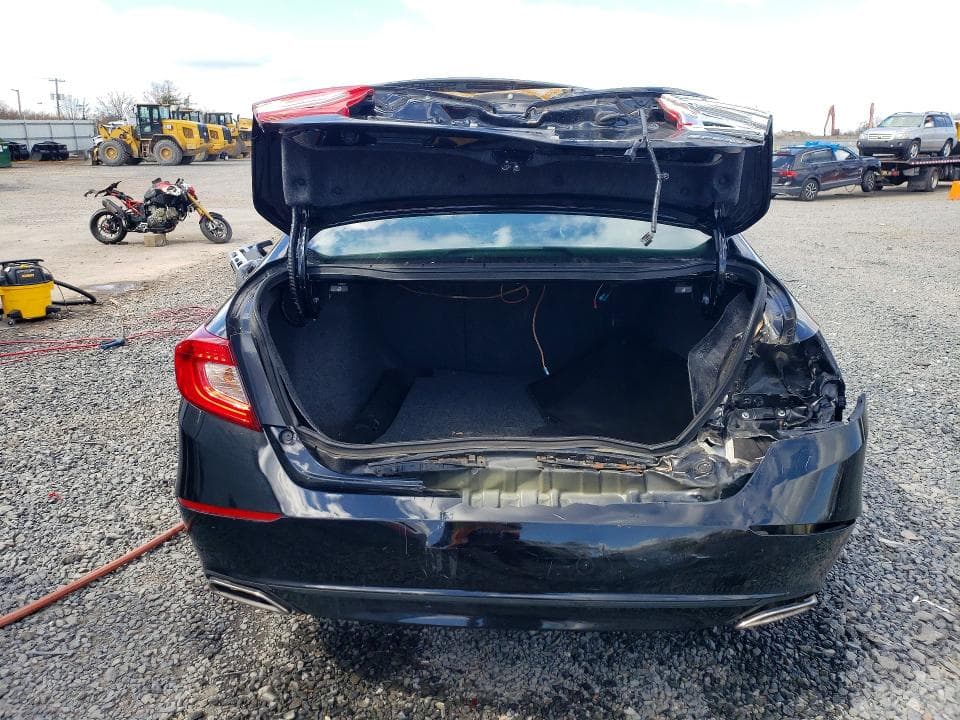 2018 HONDA ACCORD SPORT 6