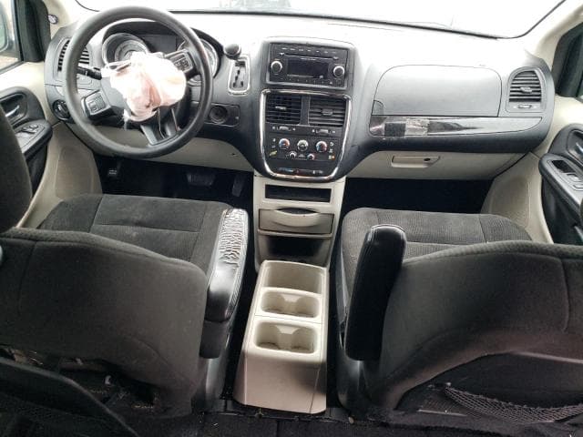 2017 DODGE GRAND CARAVAN SE 8