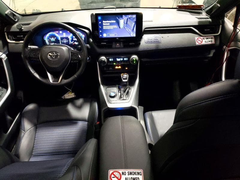 2023 TOYOTA RAV4 HYBRID XSE 8