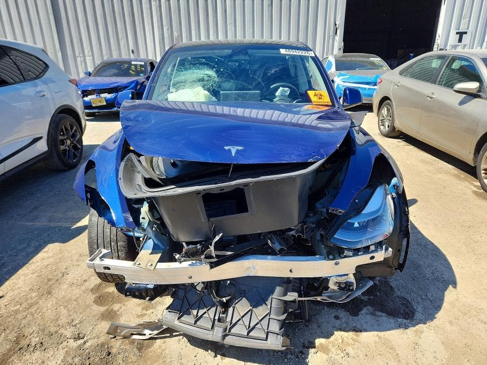 2023 TESLA MODEL Y 5