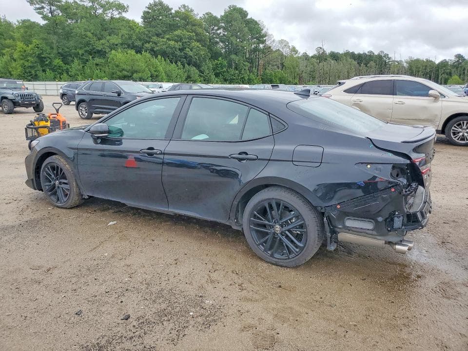 2025 TOYOTA CAMRY SE 2