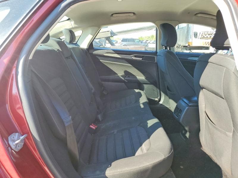 2019 FORD FUSION SE 10