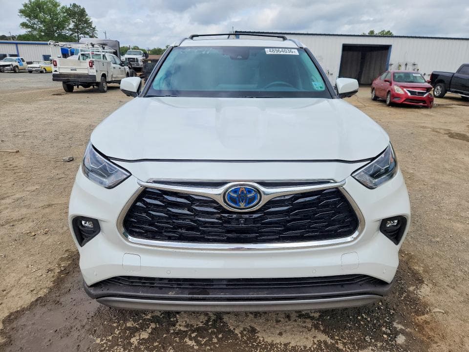 2023 TOYOTA HIGHLANDER HYBRID PLATINUM 5