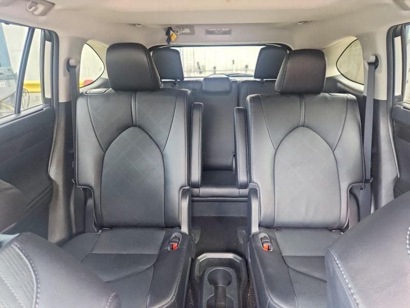 2023 TOYOTA HIGHLANDER HYBRID PLATINUM 10
