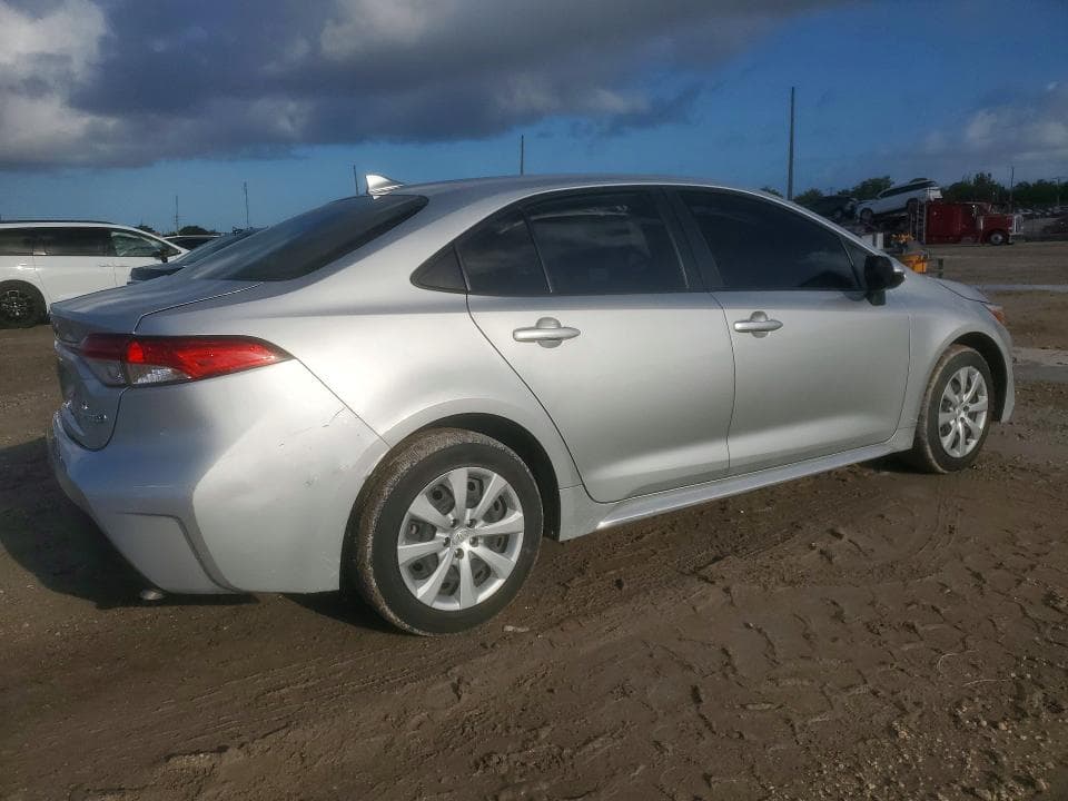 2023 TOYOTA COROLLA HYBRID LE 3