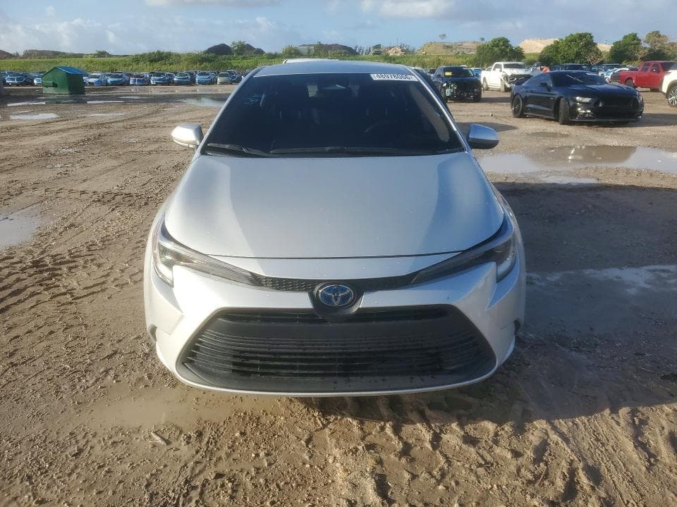 2023 TOYOTA COROLLA HYBRID LE 5