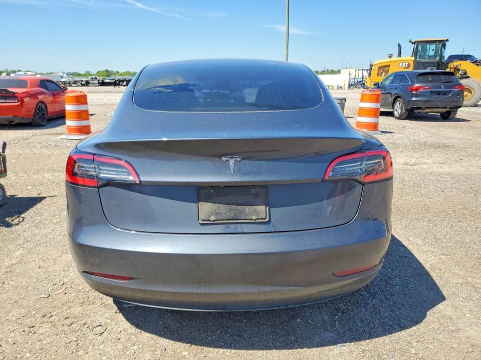 2023 TESLA MODEL 3 7