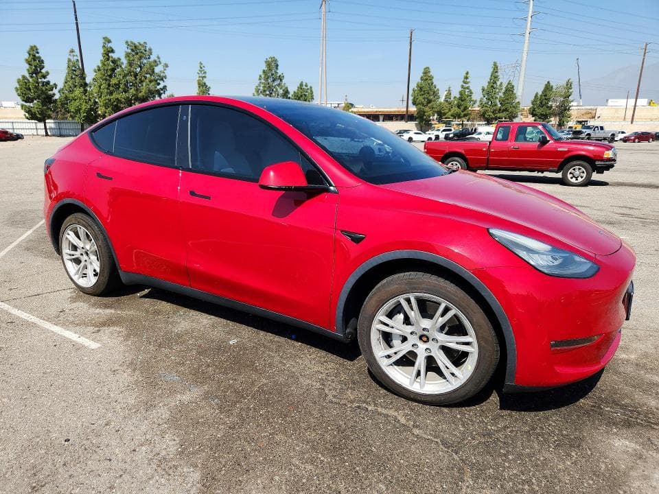 2022 TESLA MODEL Y 4
