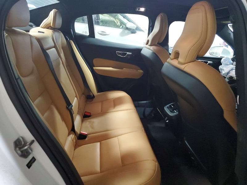 2019 VOLVO S60 T6 INSCRIPTION 10