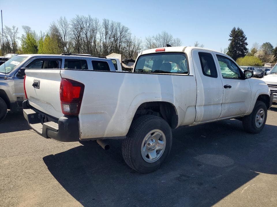 2018 TOYOTA TACOMA SR SR 3
