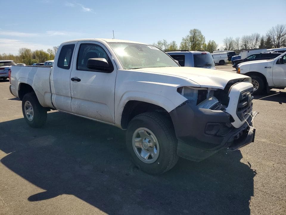 2018 TOYOTA TACOMA SR SR 4