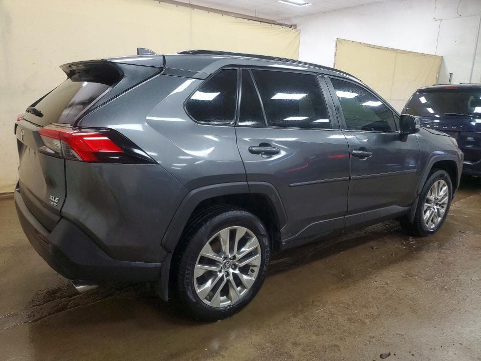 2021 TOYOTA RAV4 XLE PREMIUM XLE PREMIUM 3
