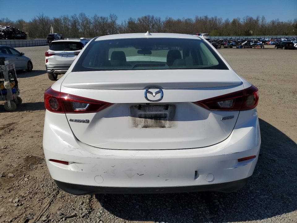 2018 MAZDA 3 TOURING 6
