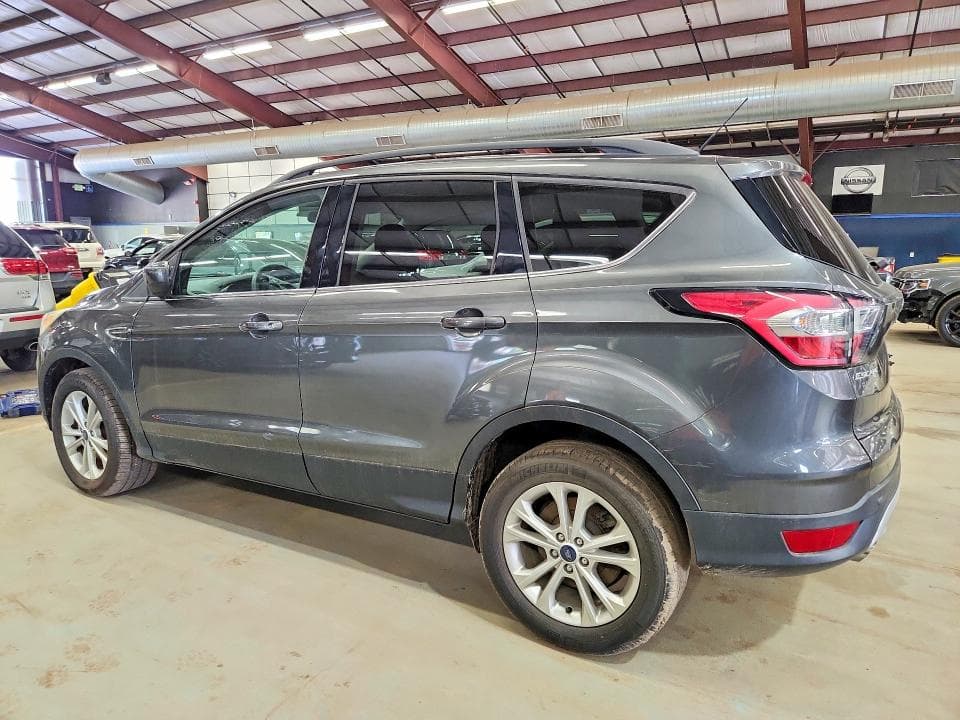 2018 FORD ESCAPE SE SE 3