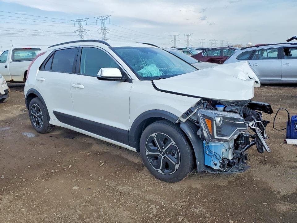 2025 KIA NIRO EX EX 4