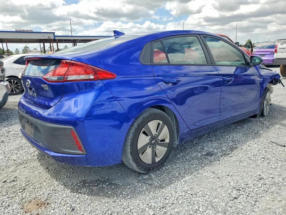 2020 HYUNDAI IONIQ HYBRID BLUE 3