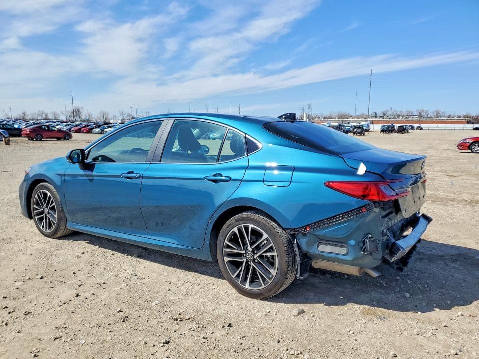2025 TOYOTA CAMRY XLE XLE 2