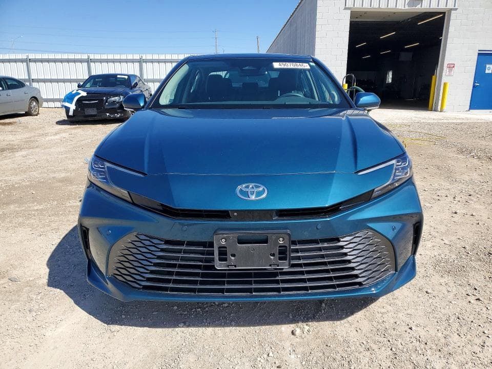 2025 TOYOTA CAMRY XLE XLE 5