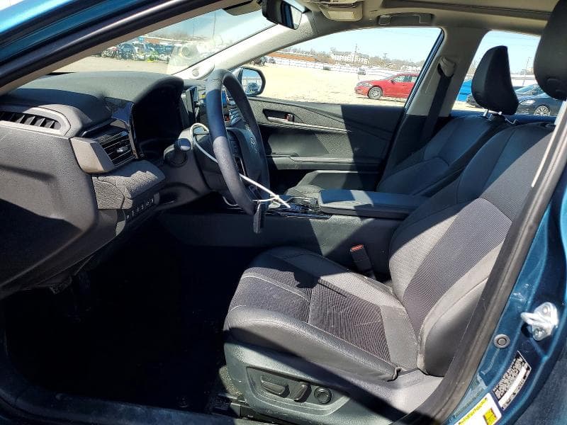 2025 TOYOTA CAMRY XLE XLE 7