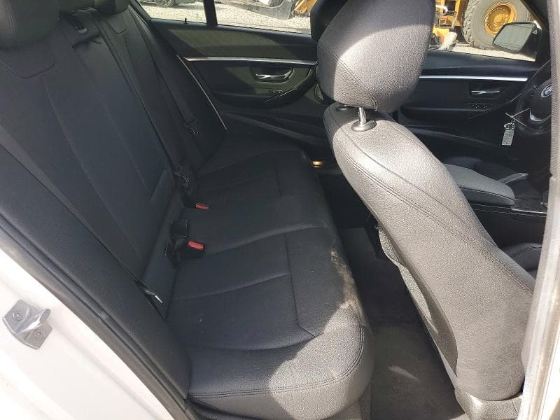 2018 BMW 330 I 10