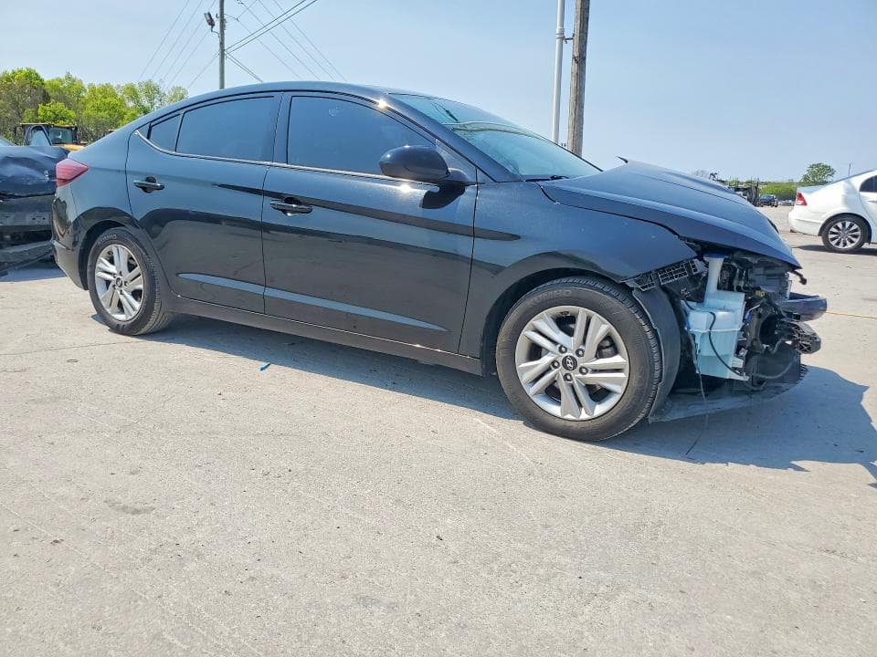 2020 HYUNDAI ELANTRA VALUE EDITION 4