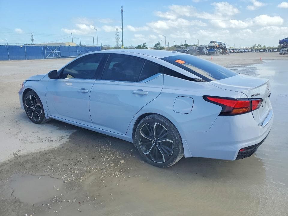 2023 NISSAN ALTIMA 2.5 SR 2