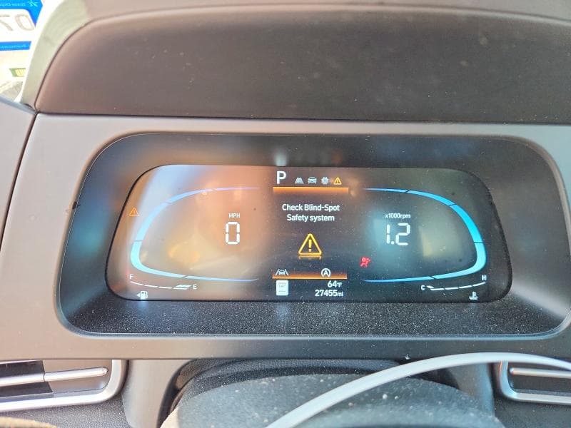 2025 HYUNDAI ELANTRA SE SE 10
