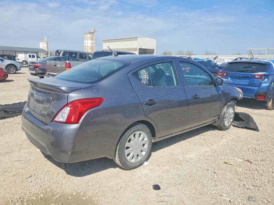 2017 NISSAN VERSA 1.6 S PLUS 3