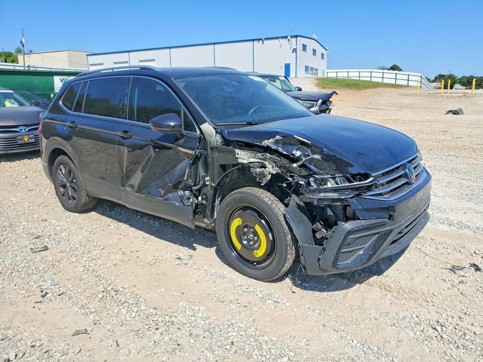 2024 VOLKSWAGEN TIGUAN SE SE 4