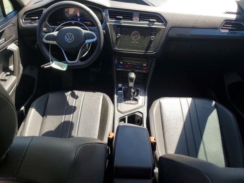 2024 VOLKSWAGEN TIGUAN SE SE 8