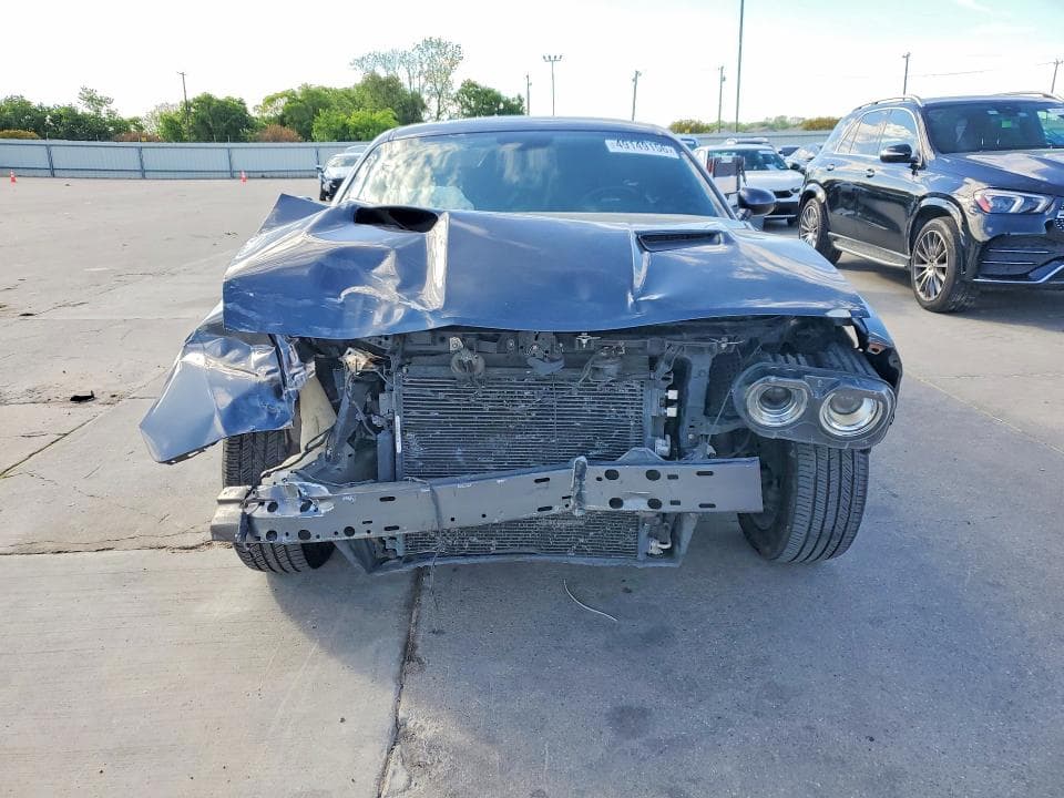 2018 DODGE CHALLENGER SXT 5