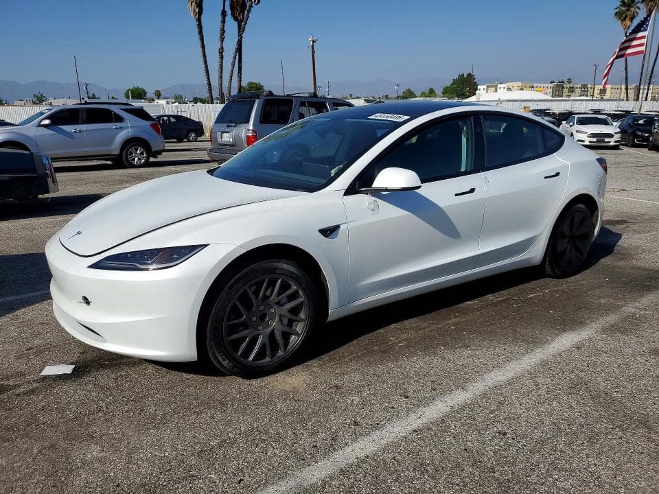 2025 TESLA MODEL 3 - 1