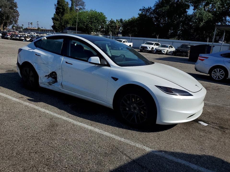 2025 TESLA MODEL 3 4