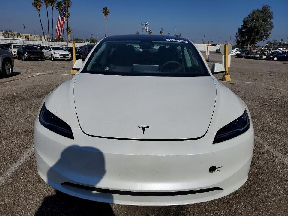 2025 TESLA MODEL 3 5