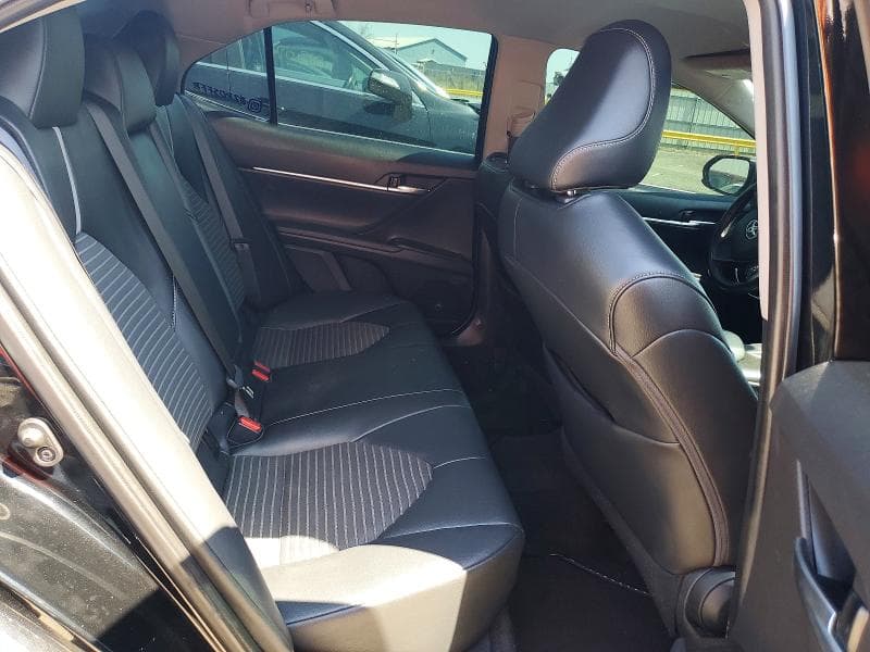2021 TOYOTA CAMRY SE 10