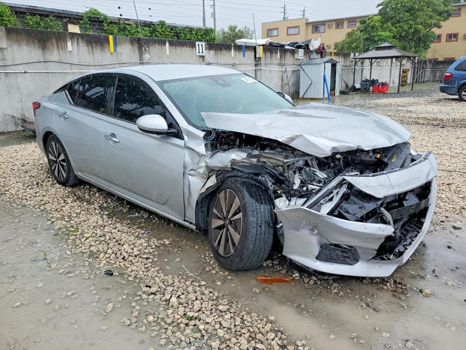 2021 NISSAN ALTIMA 2.5 SV 4