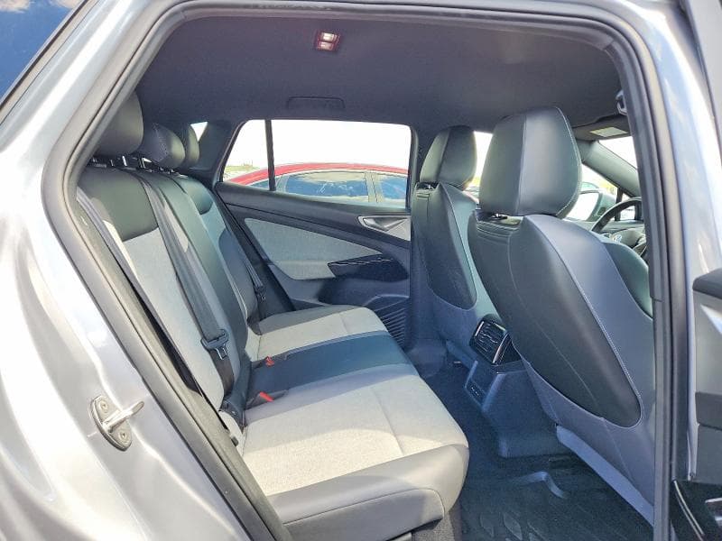 2023 VOLKSWAGEN ID.4 PRO 11