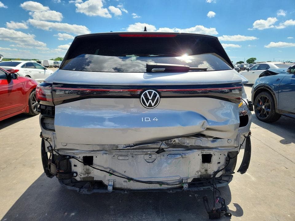 2023 VOLKSWAGEN ID.4 PRO 6