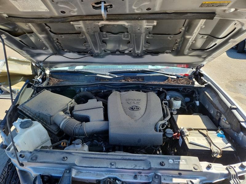 2019 TOYOTA TACOMA SR5 V6 11