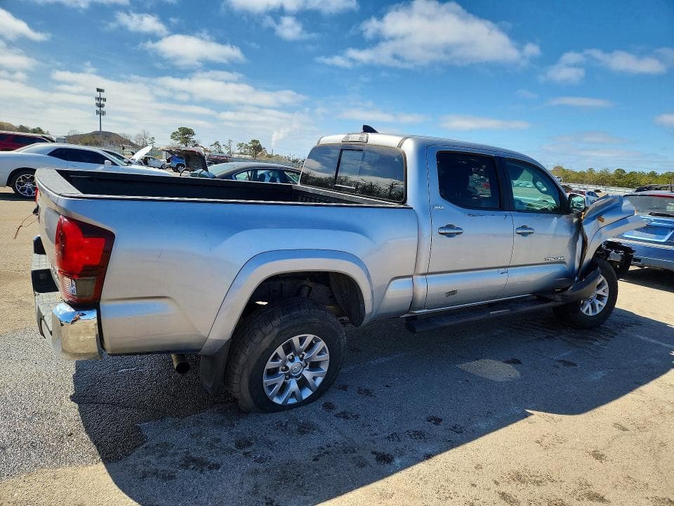 2019 TOYOTA TACOMA SR5 V6 3