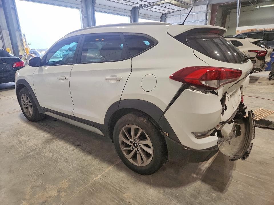 2017 HYUNDAI TUCSON SE 2