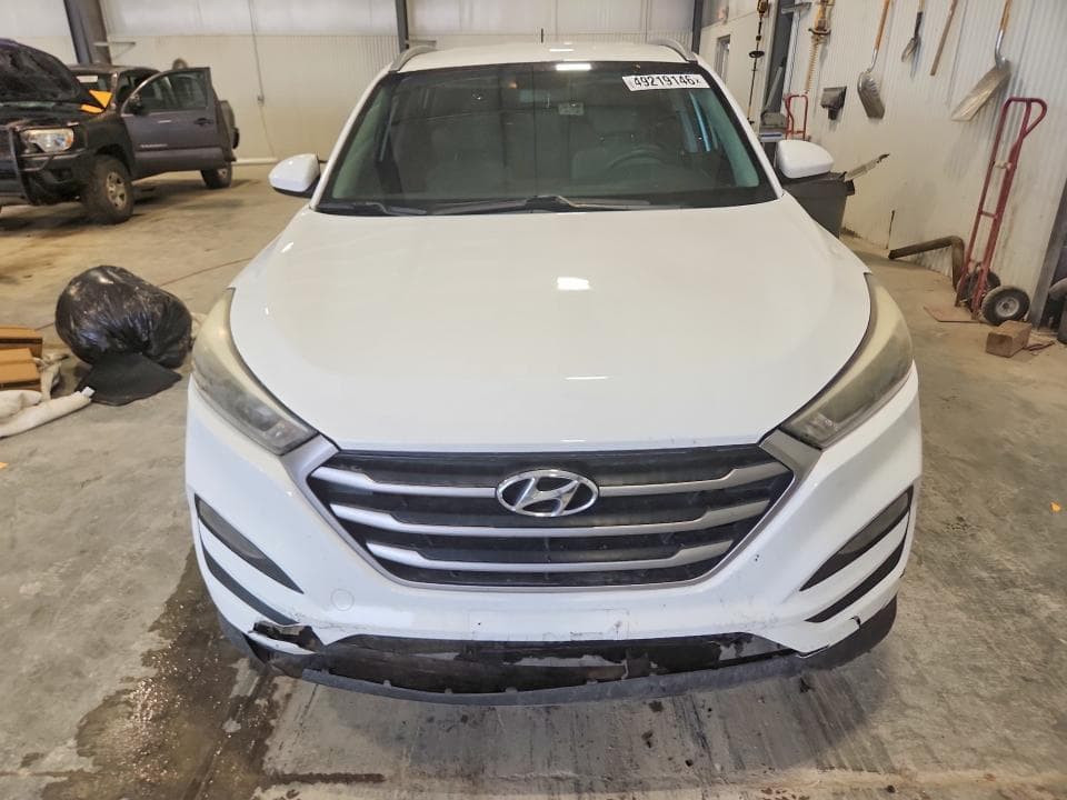 2017 HYUNDAI TUCSON SE 5