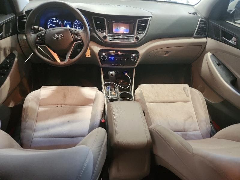 2017 HYUNDAI TUCSON SE 8