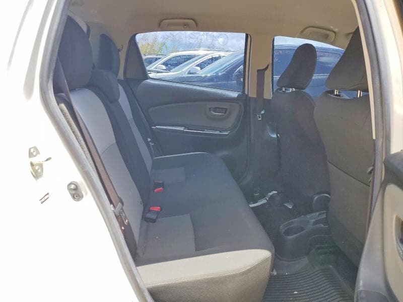 2019 TOYOTA YARIS L L 11
