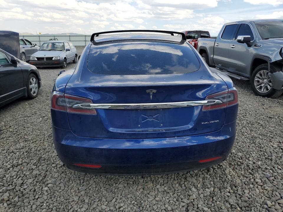 2020 TESLA MODEL S 6