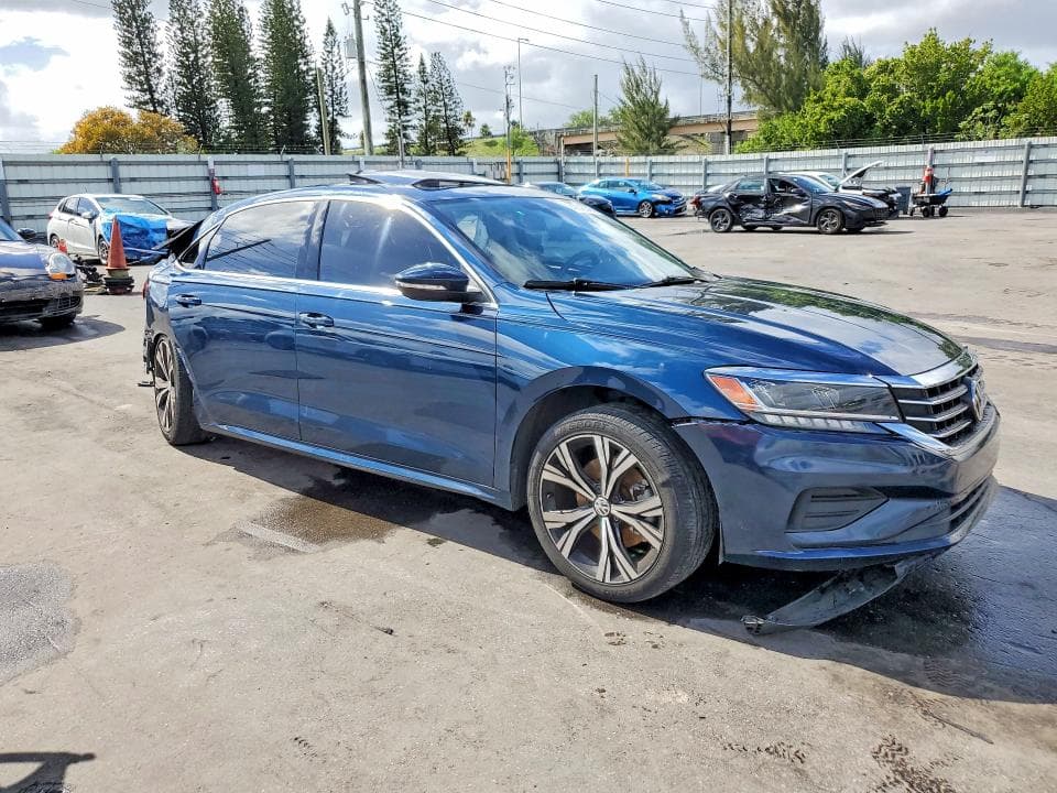 2022 VOLKSWAGEN PASSAT SE 4