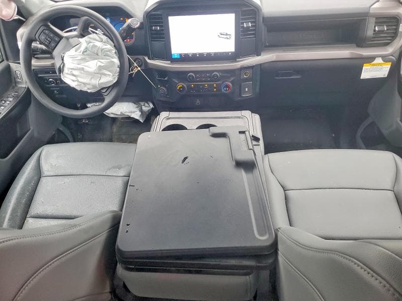 2025 FORD F150 XL 8