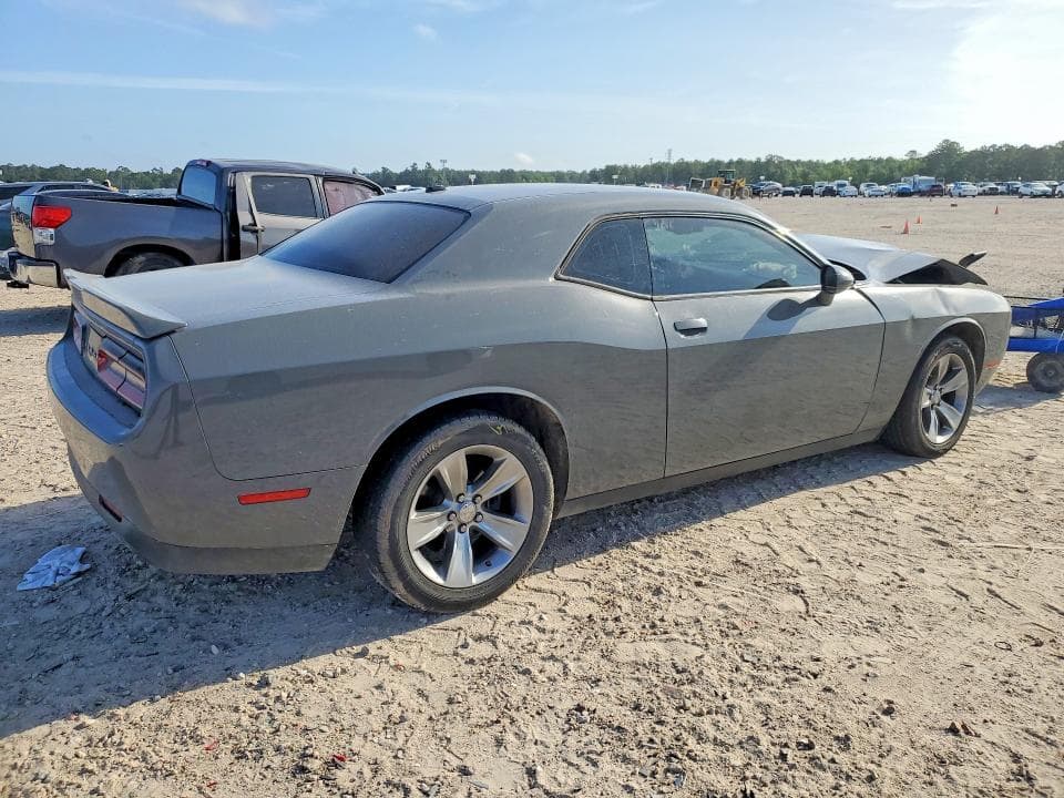 2019 DODGE CHALLENGER SXT 3