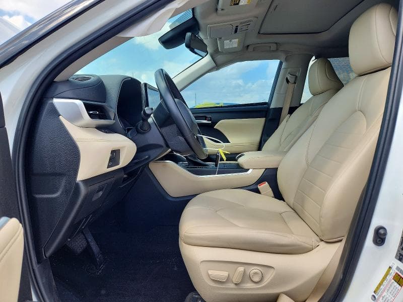 2023 TOYOTA HIGHLANDER XLE 7