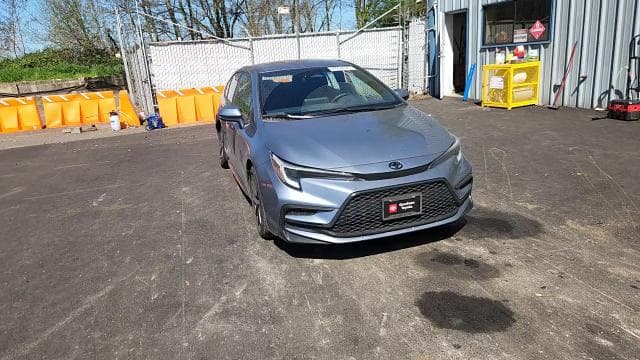2025 TOYOTA COROLLA SE SE 13